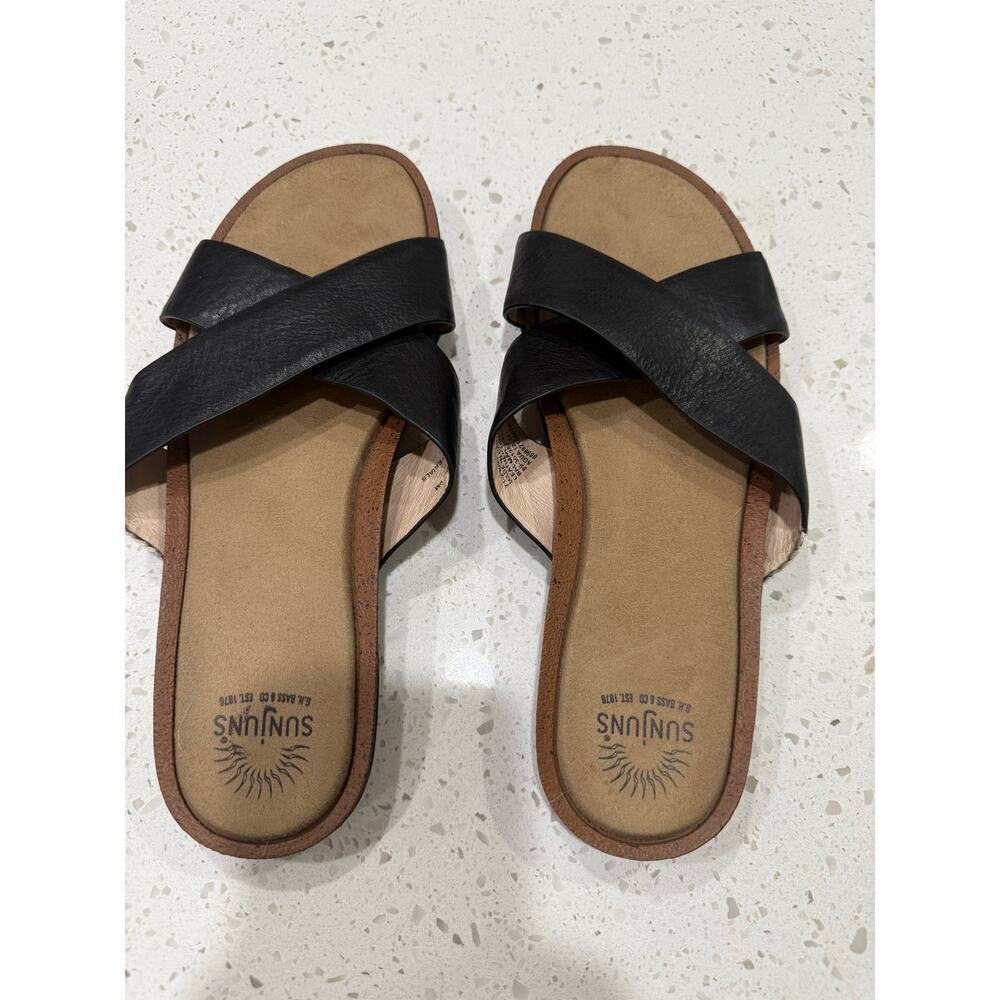 G.H Bass Co Dunkin black leather criss cross sandals‎ womens 10